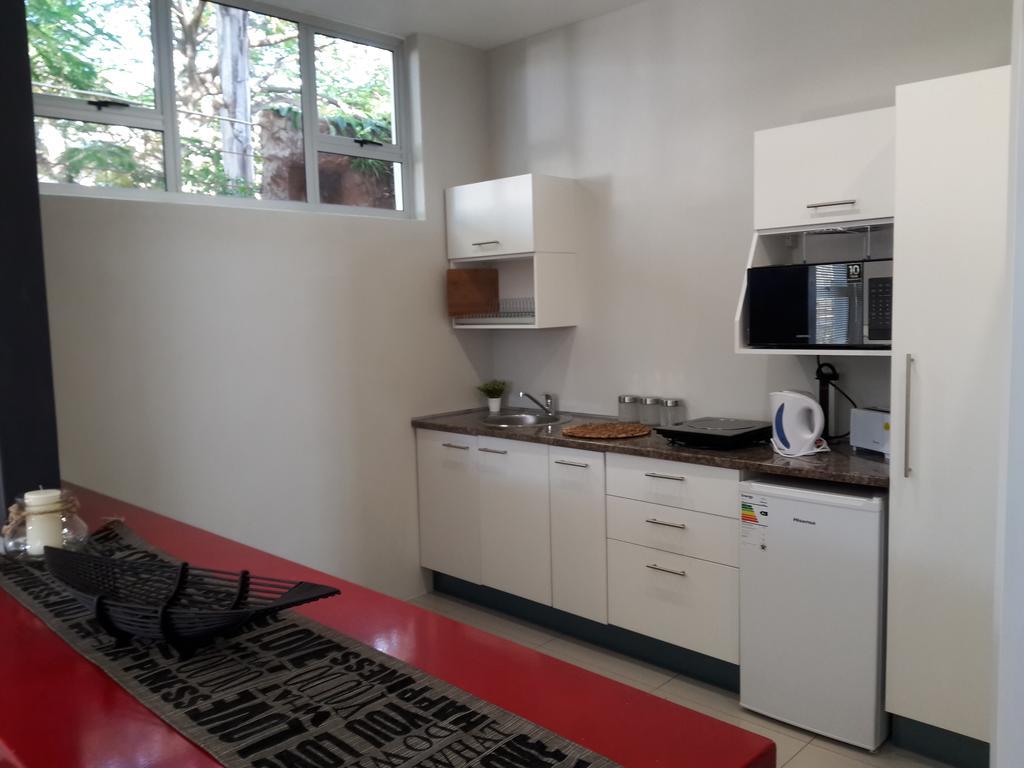 Suiderhof Self-Catering Hotel Windhoek Buitenkant foto