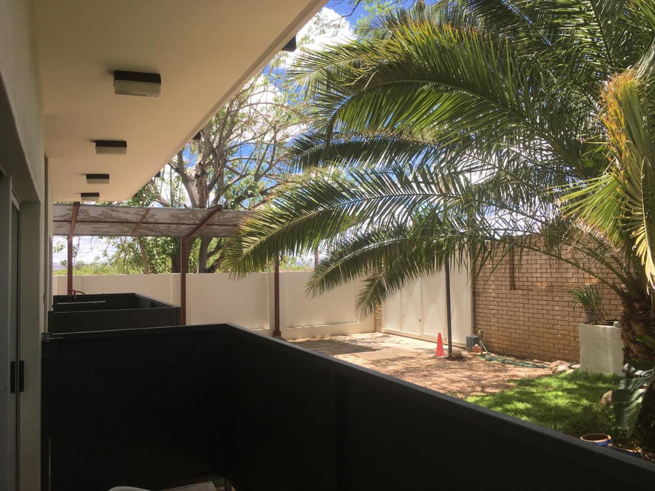 Suiderhof Self-Catering Hotel Windhoek Buitenkant foto