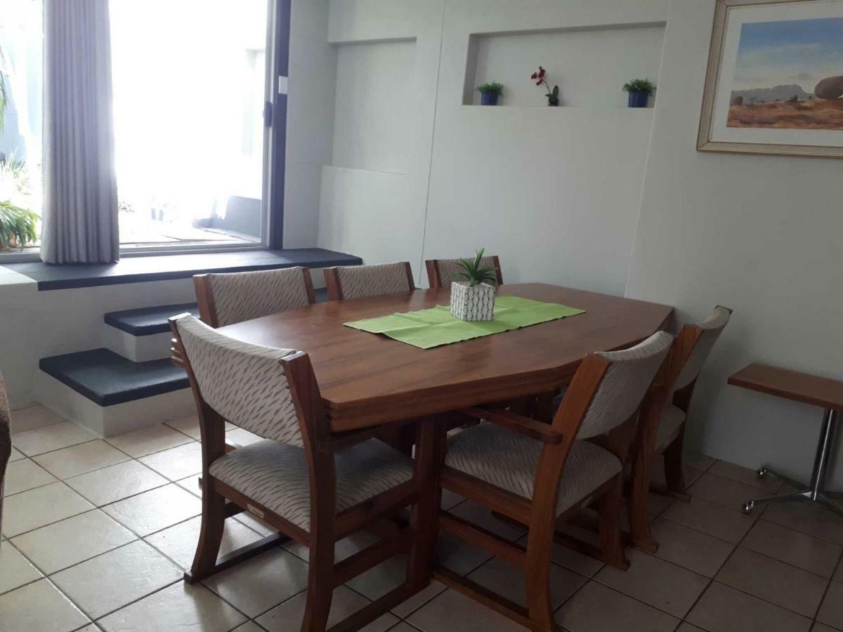 Suiderhof Self-Catering Hotel Windhoek Buitenkant foto