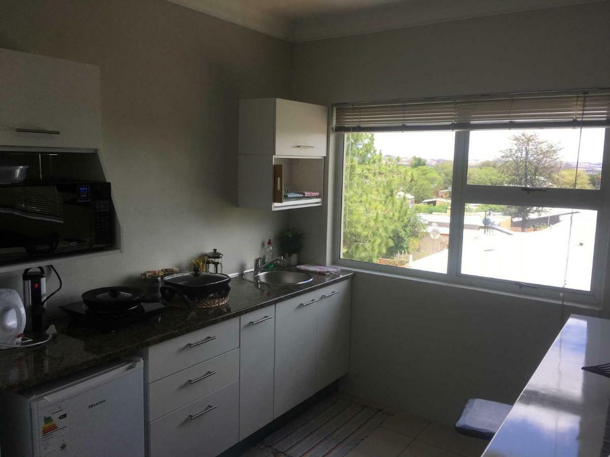 Suiderhof Self-Catering Hotel Windhoek Buitenkant foto