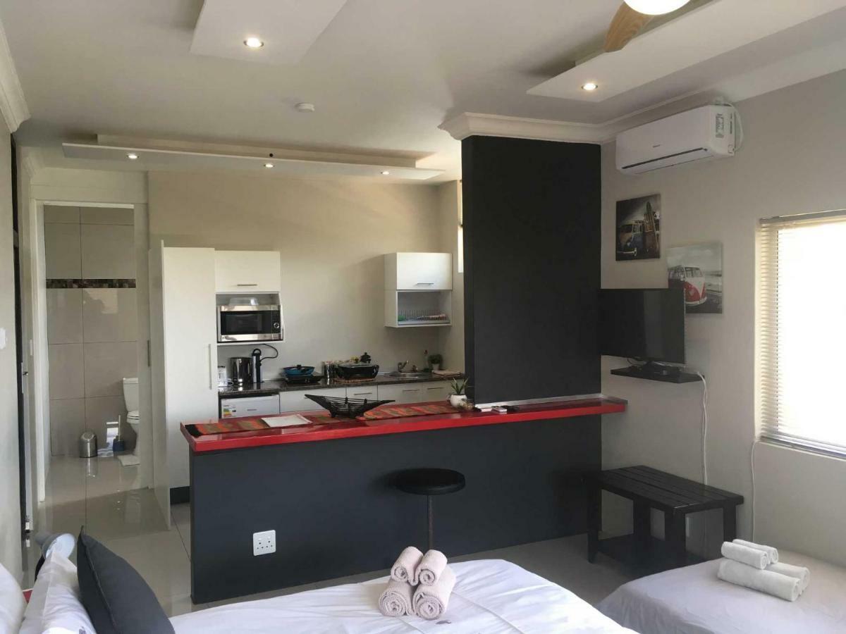 Suiderhof Self-Catering Hotel Windhoek Buitenkant foto