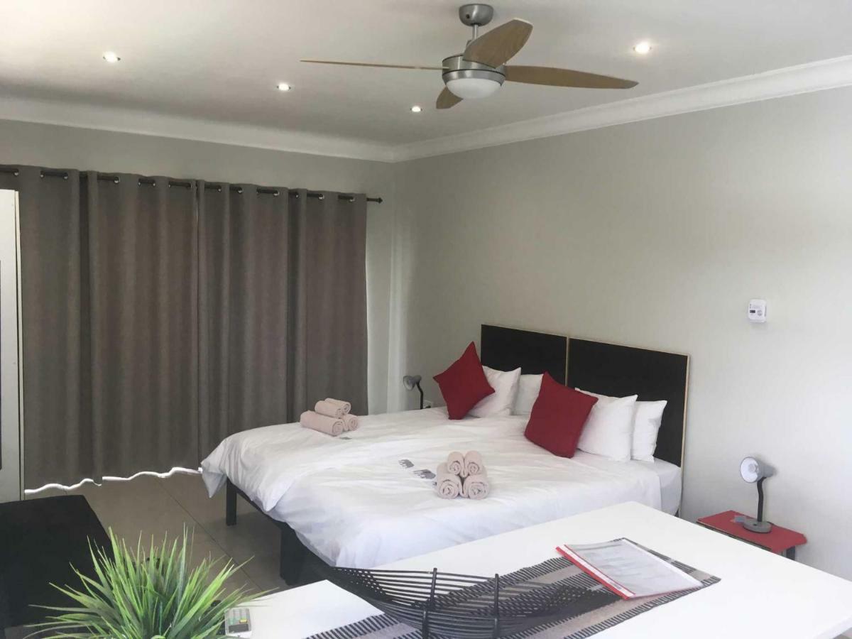 Suiderhof Self-Catering Hotel Windhoek Buitenkant foto