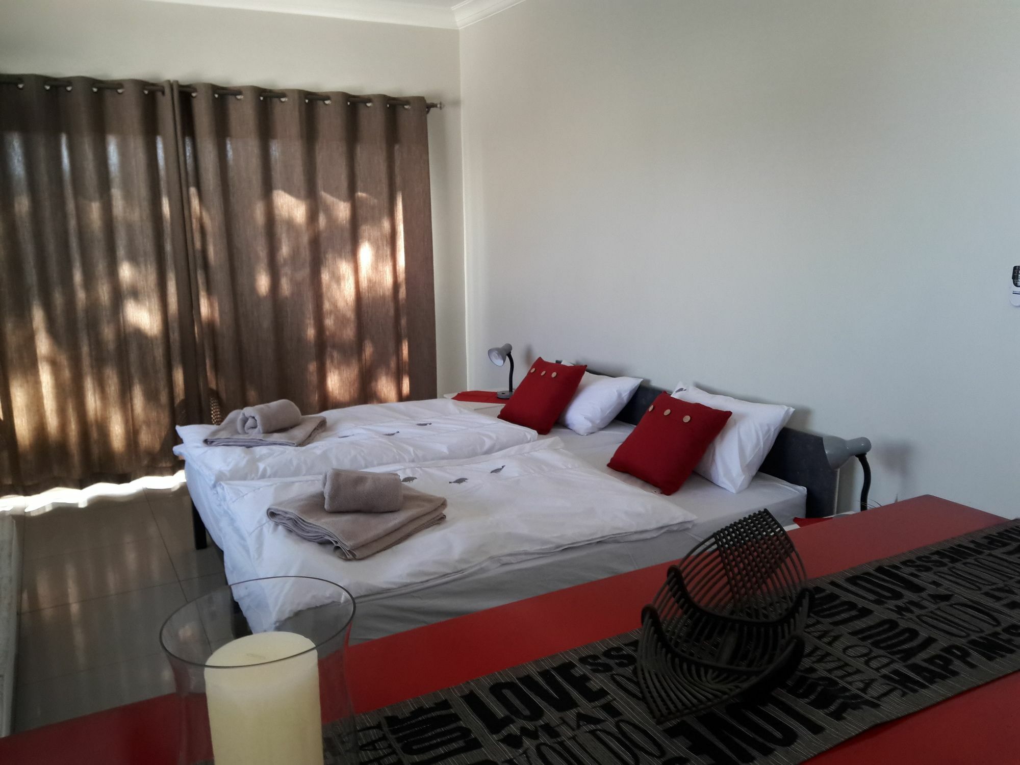 Suiderhof Self-Catering Hotel Windhoek Buitenkant foto