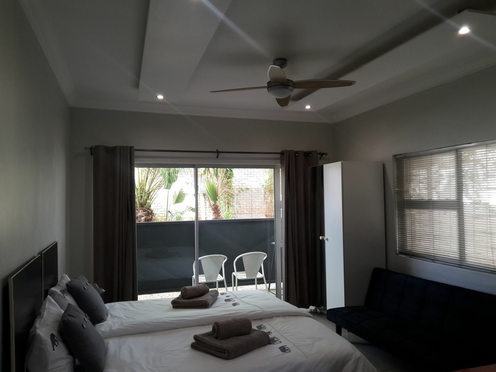 Suiderhof Self-Catering Hotel Windhoek Buitenkant foto